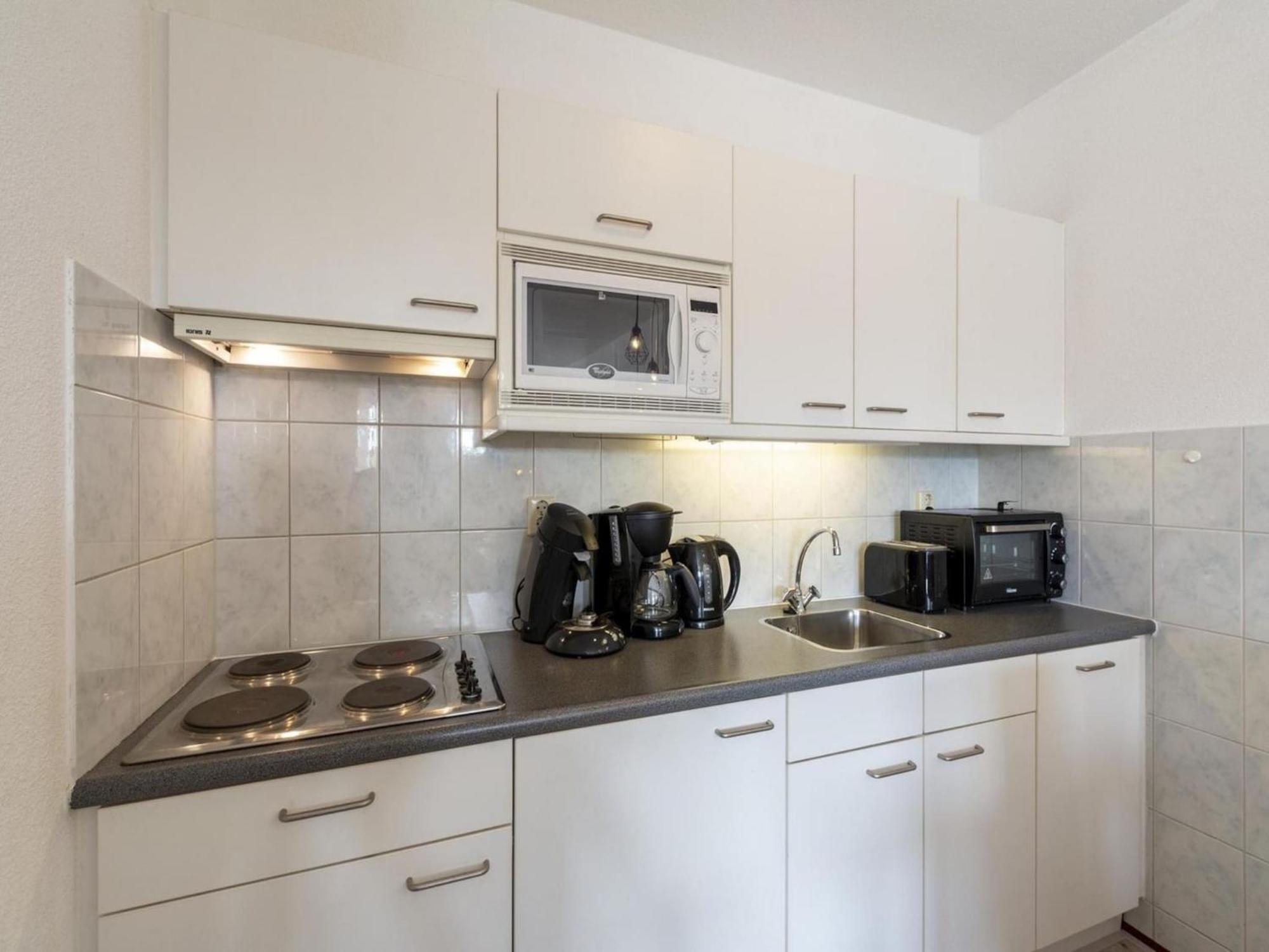 An Apartment That Is Attractively Furnished Julianadorp Exterior photo
